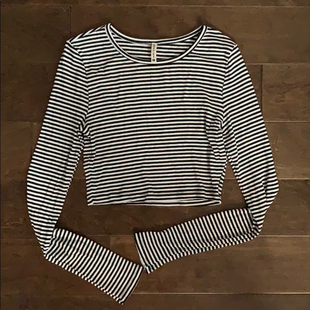 Long Sleeve Cropped Striped Top
